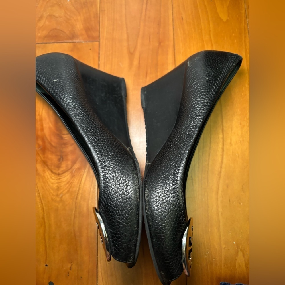 Tory Burch vintage Black Wedges with Gold Accent - Picture 3 of 7